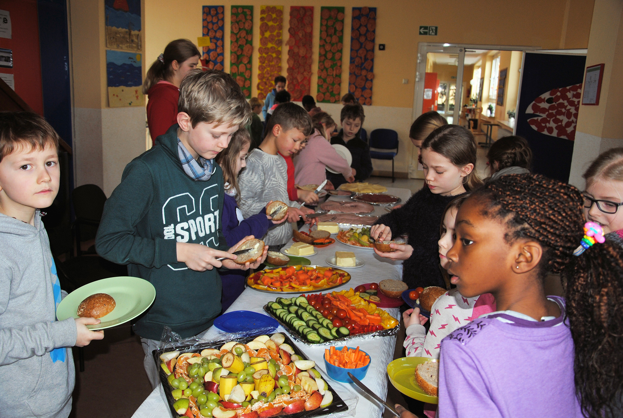 Gesund und lecker: Unser gemeinsames Schulfrühstück - Heilig-Geist-Schule